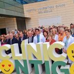 El Clínico San Cecilio rinde homenaje a los más de 170 profesionales del centro jubilados durante 2022