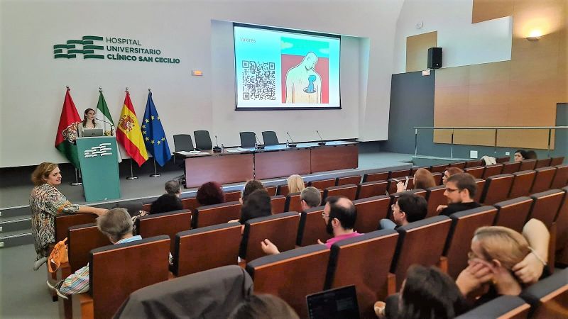 Alrededor de un centenar de especialistas Internos Residentes de Granada participan en una Jornada sobre ética asistencial en el Clínico San Cecilio
