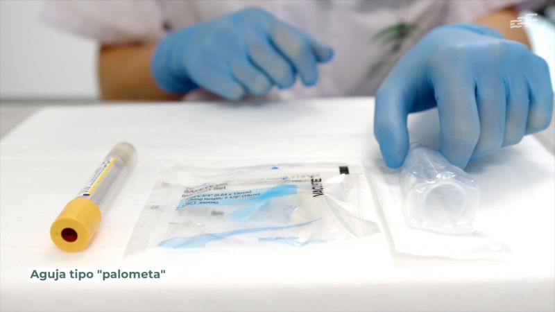 El Clínico San Cecilio desarrolla una campaña para el uso adecuado de dispositivos de bioseguridad cortopunzantes