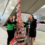 El Clínico San Cecilio se viste de Navidad con un amplio programa de actividades para pacientes y familiares