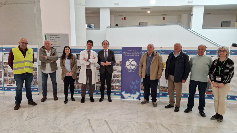 El Clínico San Cecilio acoge una exposición del Banco de Alimentos por su 30º aniversario coincidiendo con el Día Mundial de la Salud