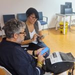 Mayores de 60 años se forman en el uso de nuevas tecnologías en el Clínico San Cecilio