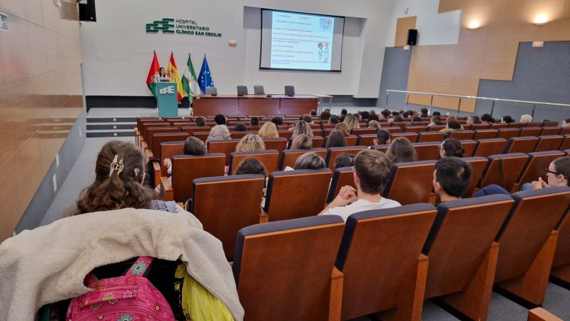 Alumnado de nueve ciclos formativos se incorpora al Clínico San Cecilio para realizar sus prácticas