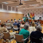 Pacientes y cuidadores se forman sobre los síntomas invisibles del párkinson en el Clínico San Cecilio