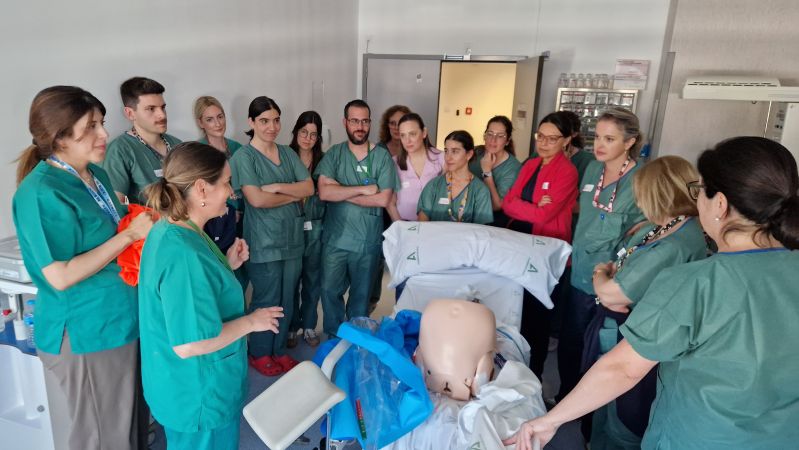 30 profesionales del Clínico San Cecilio se forman en la atención a la hemorragia posparto