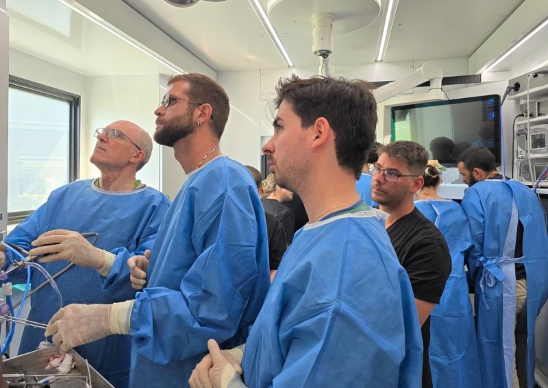 El Clínico San Cecilio impulsa formación avanzada en simulación quirúrgica aplicada a Traumatología