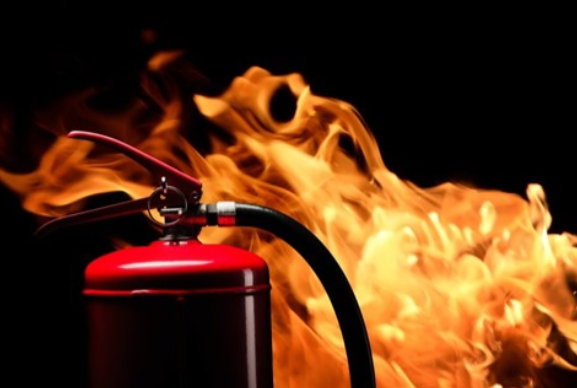 Curso  LUCHA CONTRA INCENDIOS. USO DE EXTINTORES Y BIES  ED.5