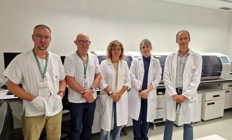 Una residente de Anatomía Patológica de Granada, premiada por el estudio de un tumor poco frecuente